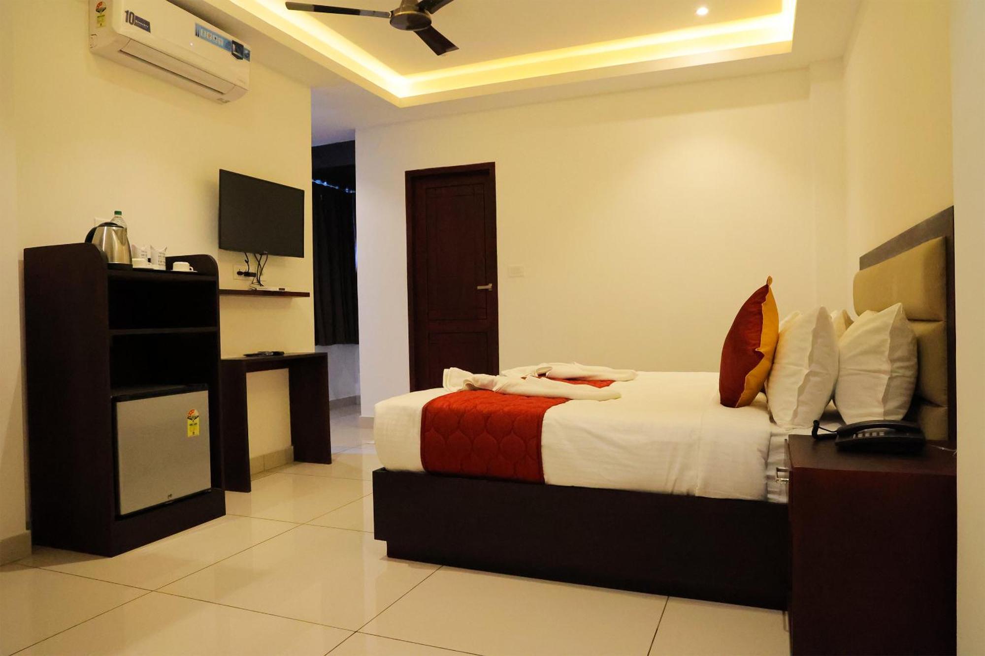 Spring Valley Resort Теккади Экстерьер фото